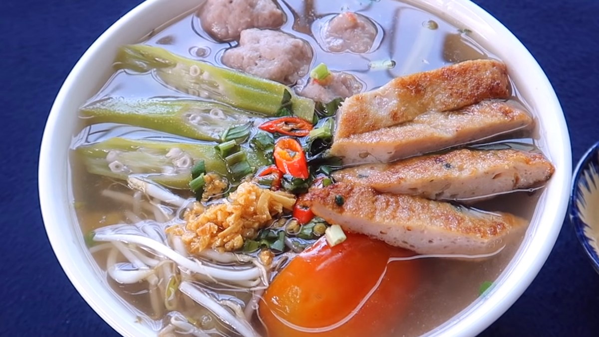 canh chua chả cá